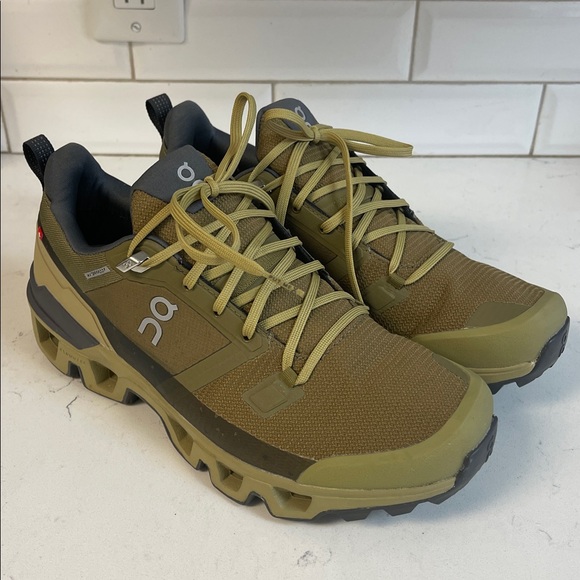 On Running Cloudwander Waterproof Hunter Safari Mens Size 9.5 Worn a Few Times - Picture 9 of 17